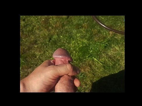 ❤️ A boazona fica com a rata rosa fodida e ejacula com um esguicho num jardim de Verão ❤️ Porno fodido em porno pt.dreamlandpassionjourney.ru ❌❤